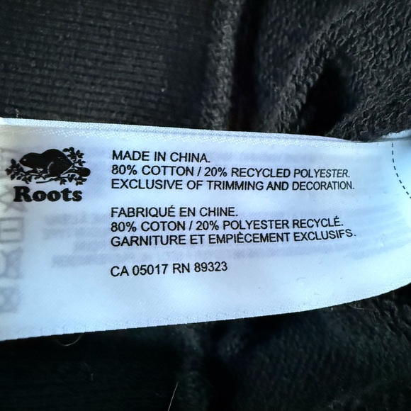 NWT roots zip up hoodie - Picture 4 of 4